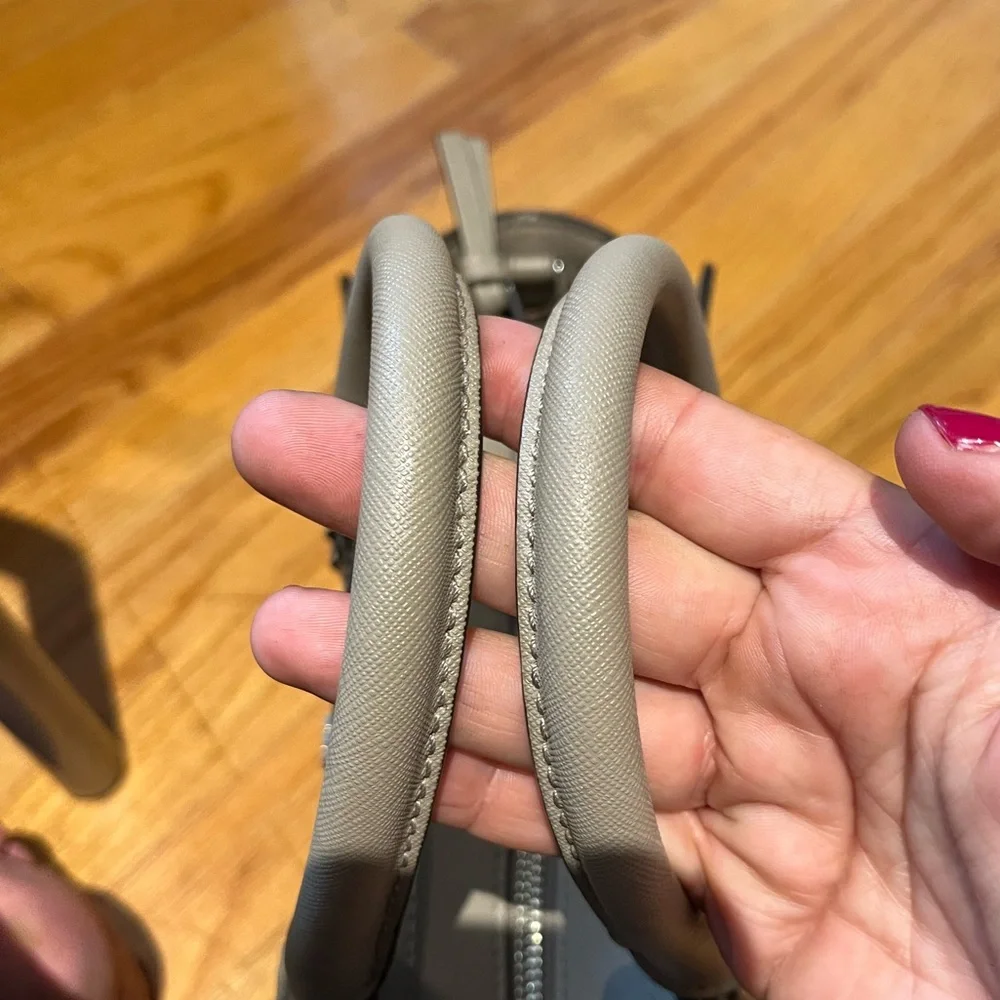 Tory Burch Robinson Small Zip Leather Tote - Picture 6 of 17